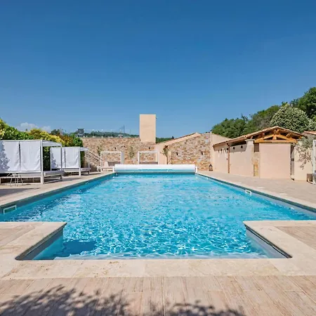 Domaine Ribiera, 5 Etoiles, & Golf - Forcalquier Hotel 5*