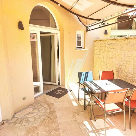 Hotel Domaine Ribiera, 5 Etoiles, & Golf - Forcalquier Niozelles