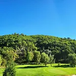 Domaine Ribiera, 5 Etoiles, Spa&golf - Forcalquier Hotel Niozelles