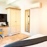 Hotel Domaine Ribiera, 5 Etoiles, & Golf - Forcalquier