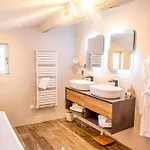 Domaine Ribiera, 5 Etoiles, & Golf - Forcalquier 5* Niozelles