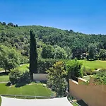 Domaine Ribiera, 5 Etoiles, Spa&golf - Forcalquier