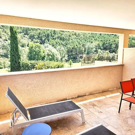 Domaine Ribiera, 5 Etoiles, Spa&golf - Forcalquier 5*