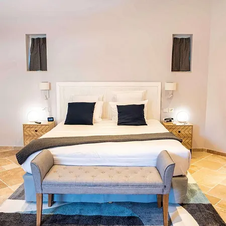 Domaine Ribiera, 5 Etoiles, Spa&golf - Forcalquier Hotel Niozelles