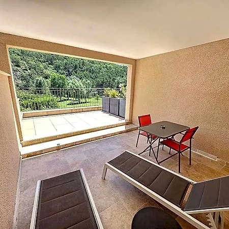 Domaine Ribiera, 5 Etoiles, & Golf - Forcalquier 5*