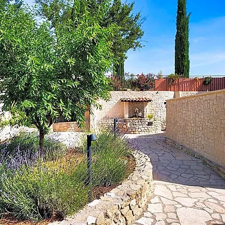 Domaine Ribiera, 5 Etoiles, & Golf - Forcalquier Hotel